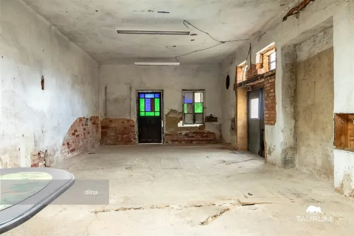 Prodej rodinného domu, Tlučná, Hlavní, 290 m2