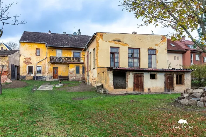 Prodej rodinného domu, Tlučná, Hlavní, 290 m2