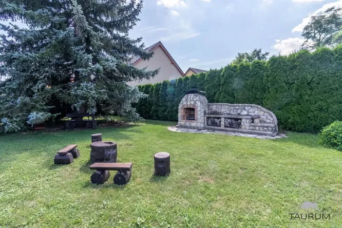 Prodej rodinného domu, Holubice, U Parku, 162 m2