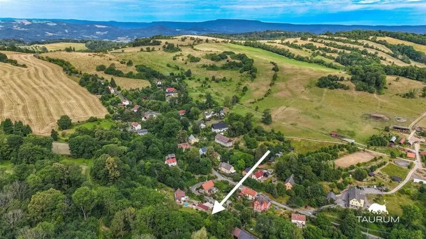 Prodej pozemku pro bydlení, Děčín - Děčín XXX-Velká Veleň, 1179 m2