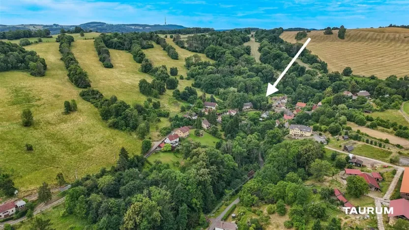 Prodej pozemku pro bydlení, Děčín - Děčín XXX-Velká Veleň, 1179 m2