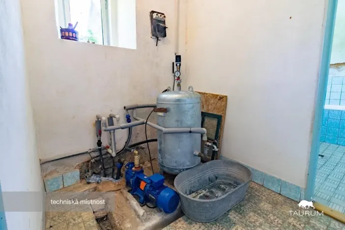 Prodej rodinného domu, Chocenice, 280 m2