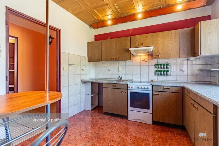 Prodej rodinného domu, Dobřany, Školní, 368 m2