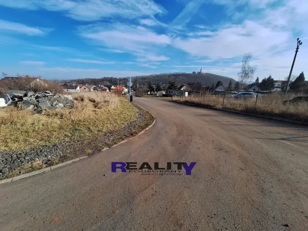 Prodej pozemku pro bydlení, Kryry, U Školky, 900 m2