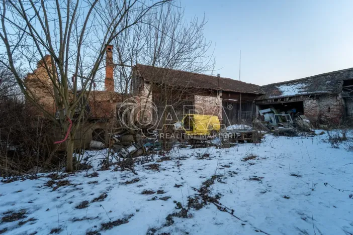 Prodej rodinného domu, Hořiněves - Želkovice, 441 m2