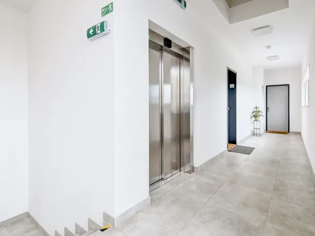 Pronájem bytu 2+kk, Lovosice, Zámecká, 35 m2