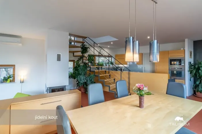 Prodej rodinného domu, Ústí nad Labem - Střekov, Novoveská, 176 m2