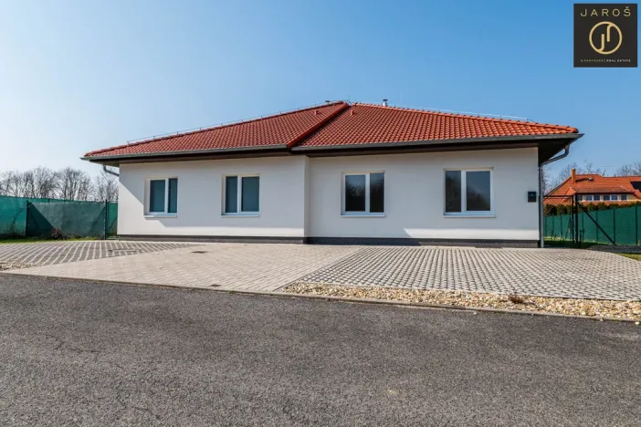 Prodej rodinného domu, Velvary, Svatojiřská, 93 m2