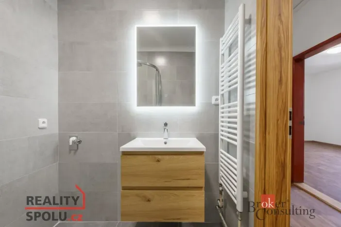 Pronájem bytu 2+1, Sokolov, Karla Čapka, 57 m2