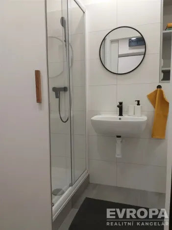 Prodej bytu 1+kk, Pardubice - Zelené Předměstí, Palackého třída, 38 m2