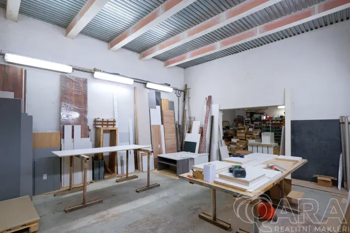 Prodej výrobních prostor, Slaný, Pražská, 665 m2