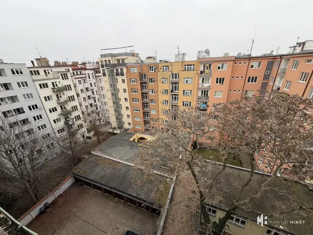Pronájem bytu 1+kk, Praha - Vinohrady, Hradecká, 26 m2