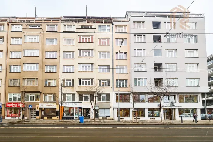 Prodej bytu 3+1, Praha - Holešovice, Komunardů, 84 m2