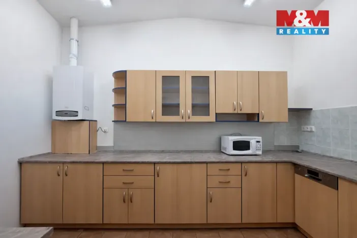 Pronájem obchodního prostoru, Teplice, Dubská, 460 m2