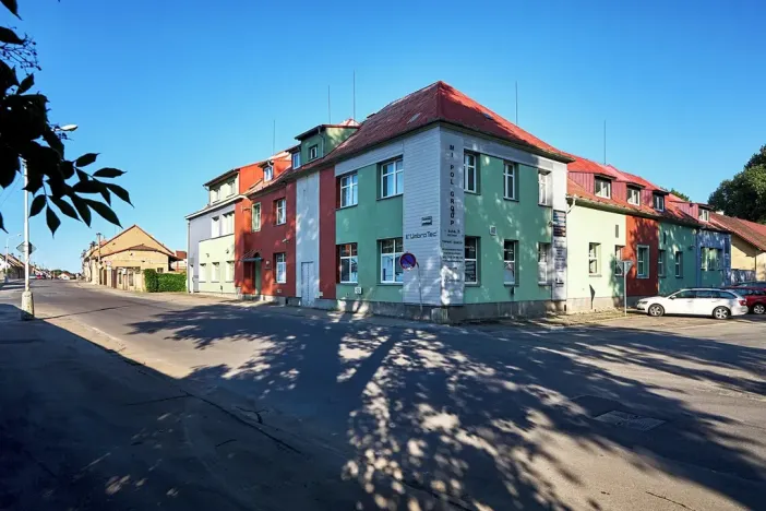 Prodej obchodního prostoru, Kladno, Vrapická, 1614 m2