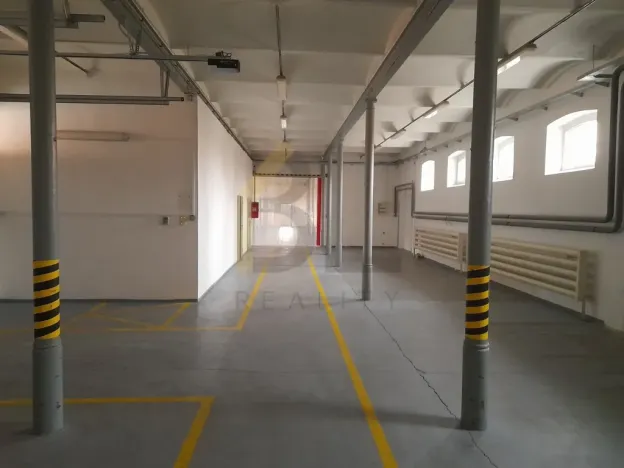 Pronájem skladu, Hodonín, Čajkovského, 800 m2