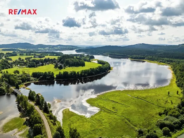 Prodej komerčního pozemku, Nová Pec, 9752 m2