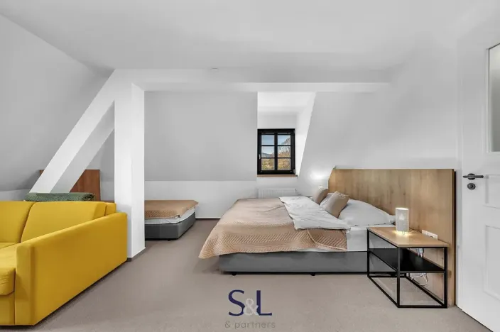 Prodej ubytování, Osečná, Svatovítské náměstí, 1005 m2