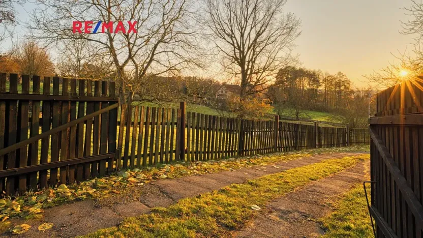 Prodej rodinného domu, Provodín, 290 m2