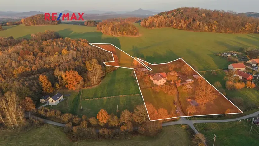 Prodej rodinného domu, Provodín, 290 m2