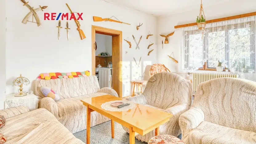 Prodej rodinného domu, Provodín, 290 m2