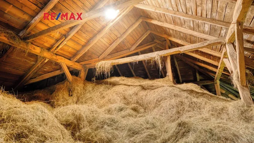 Prodej rodinného domu, Provodín, 290 m2