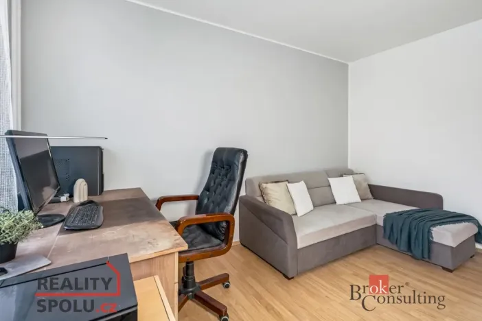 Prodej bytu 3+1, Hradec Králové - Nový Hradec Králové, Mandysova, 77 m2