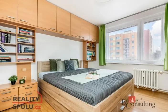 Prodej bytu 3+1, Hradec Králové - Nový Hradec Králové, Mandysova, 77 m2