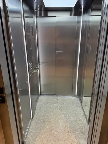 Pronájem bytu 2+kk, Brno, Bratislavská, 57 m2