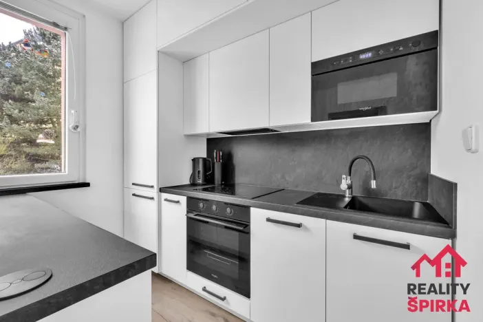 Prodej bytu 3+1, Svitavy - Lány, Felberova, 82 m2