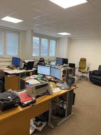 Pronájem komerční nemovitosti, Praha - Zličín, Strojírenská, 500 m2