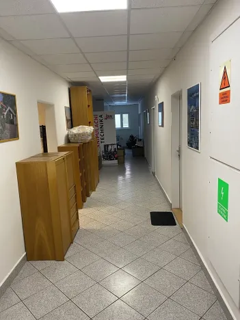 Pronájem komerční nemovitosti, Praha - Zličín, Strojírenská, 500 m2