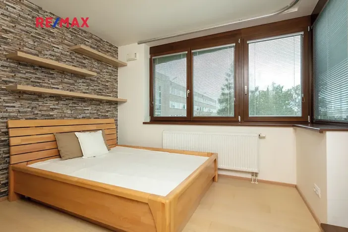 Pronájem bytu 3+kk, Praha - Hlubočepy, Devonská, 65 m2