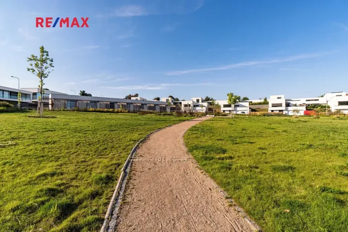 Prodej vily, Praha - Lysolaje, K Housličkám, 310 m2