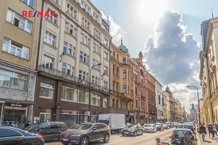 Pronájem obchodního prostoru, Praha - Nové Město, Hybernská, 526 m2