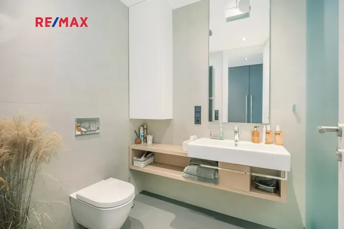 Prodej atypického bytu, Pardubice, Nerudova, 160 m2