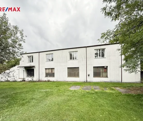Pronájem skladu, Pardubice, Bohdanečská, 390 m2