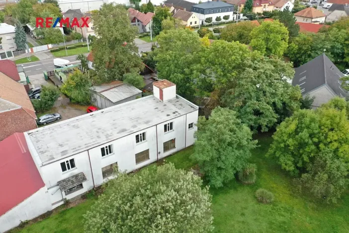 Pronájem kanceláře, Pardubice, Bohdanečská, 186 m2