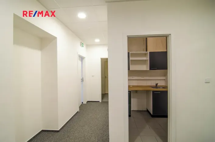 Pronájem kanceláře, Svitavy, náměstí Míru, 40 m2