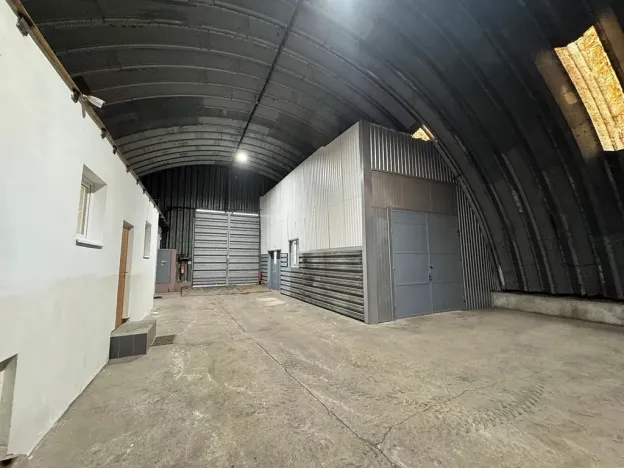 Pronájem skladu, Chýně, Družstevní, 600 m2