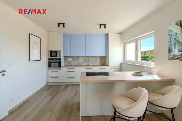 Prodej bytu 4+kk, Hradec Králové, Meruňková, 86 m2