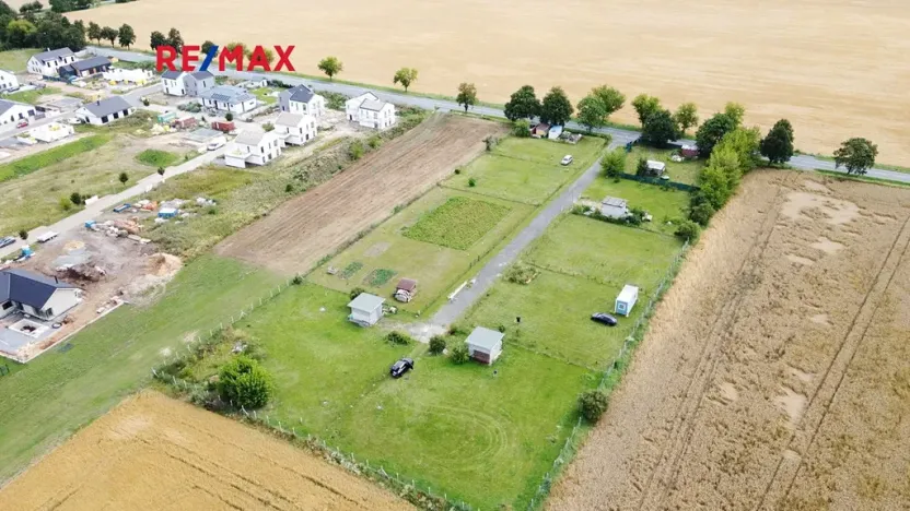 Prodej zahrady, Tursko, 820 m2