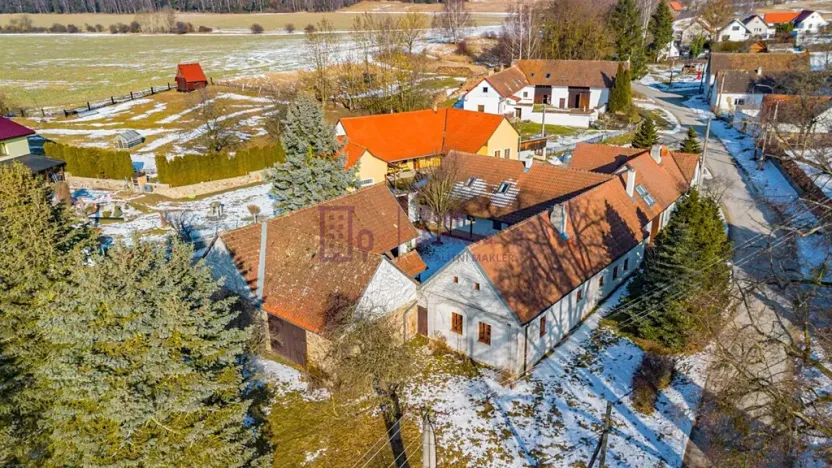 Prodej rodinného domu, Pluhův Žďár, 566 m2