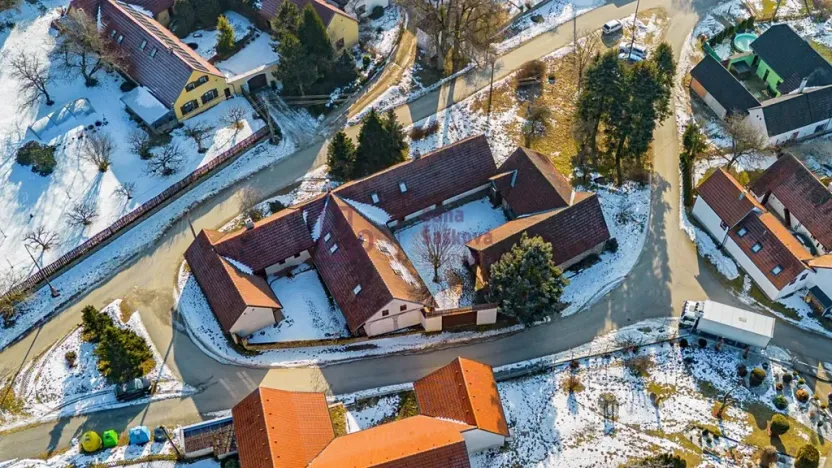 Prodej rodinného domu, Pluhův Žďár, 566 m2