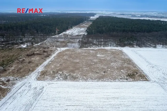 Prodej pole, Veltruby, 10898 m2