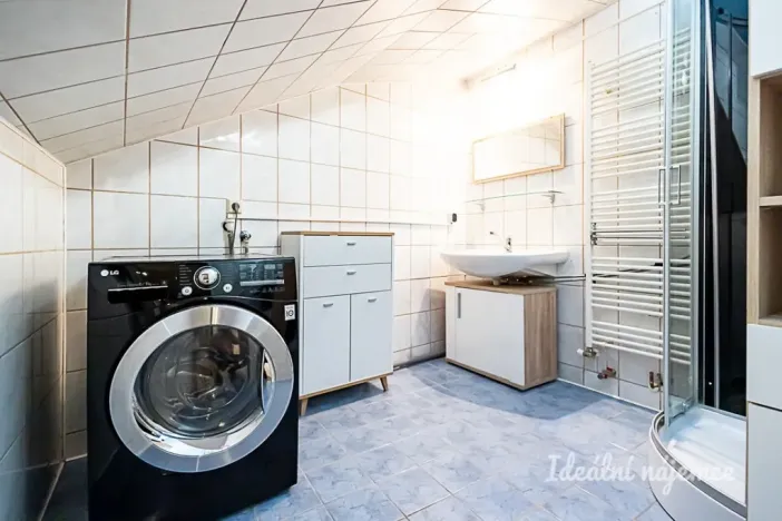 Pronájem bytu 2+kk, Praha - Záběhlice, Záběhlická, 58 m2