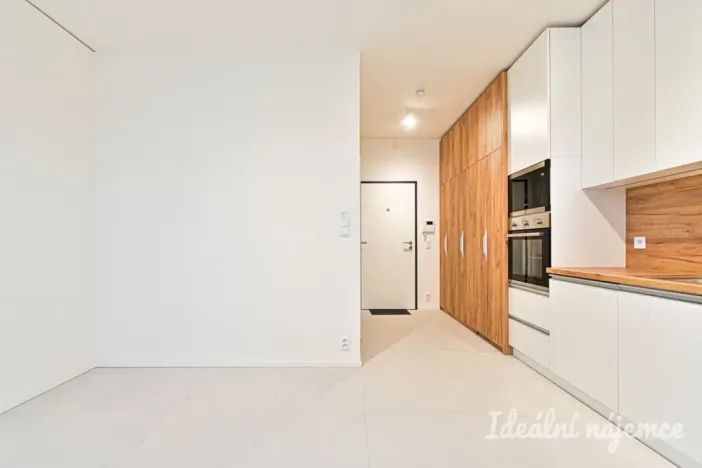 Pronájem bytu 1+kk, Brno, Koliště, 23 m2