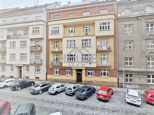 Prodej bytu 2+1, Praha - Bubeneč, Kyjevská, 64 m2