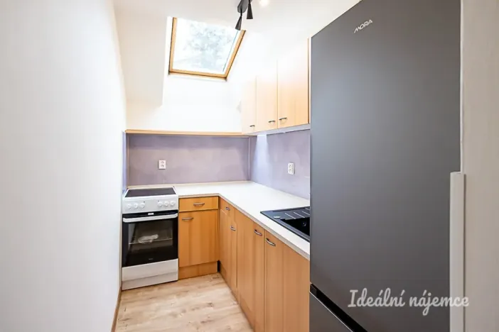 Pronájem bytu 3+1, Praha - Záběhlice, Záběhlická, 74 m2