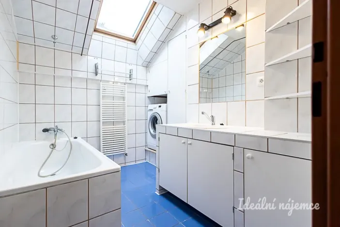 Pronájem bytu 3+1, Praha - Záběhlice, Záběhlická, 74 m2